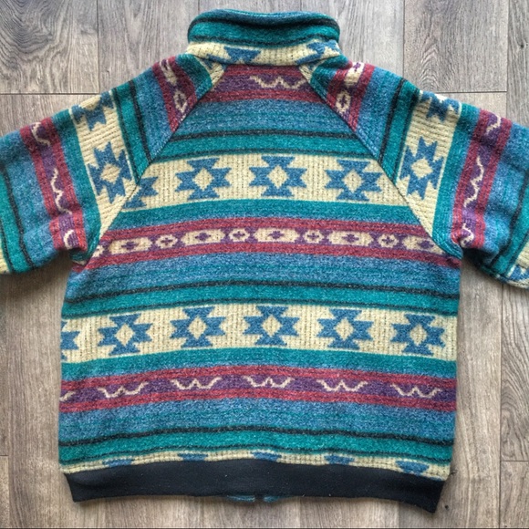 **SOLD** Vintage Woolrich Aztec Wool Bomber Jacket - Picture 6 of 8